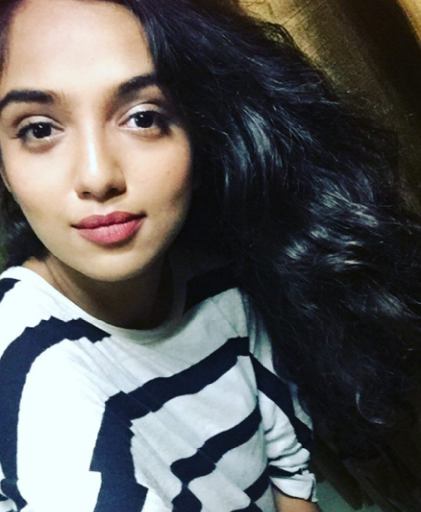 "Bollywood, Ahsaas channa, Then and now, The period song, Girliyapa, Child actor"