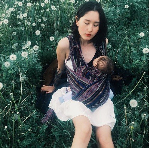 Aliya Shagieva,Aliya Shagieva Breastfeeding,Aliya Shagieva Instagram,Aliya Shagieva Son,breastfeeding,Kyrgyzstan,Kyrgyzstan President,Kyrgyzstan President Daughter