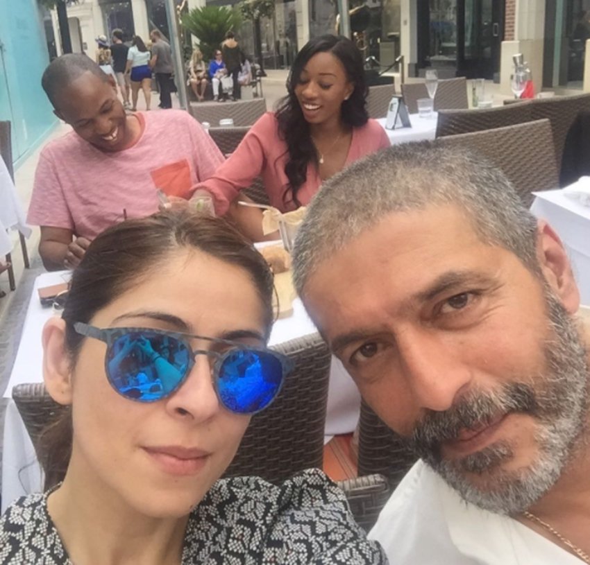 वहीं एक्टर चंकी पांडे ने अपने बच्चों को लेकर कहा कि, 'अनन्या एक्‍ट्रेस बनना चाहती है। मैं चाहता हूं कि मेरा बेटा अहान और बेटी अनन्या खुद अपना करियर चुनें और अपने पैरों पर खड़े हों' ।