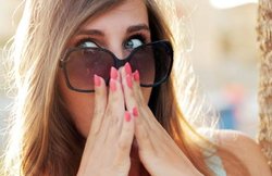 ये घरेलू उपाय आपको दिला सकते हैं आंखों के डार्क सर्कल्स से छुटकारा