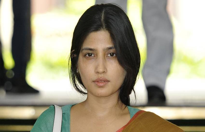 laka lamba, ramya, mahua moitra, nagma, saina nc, angoortala