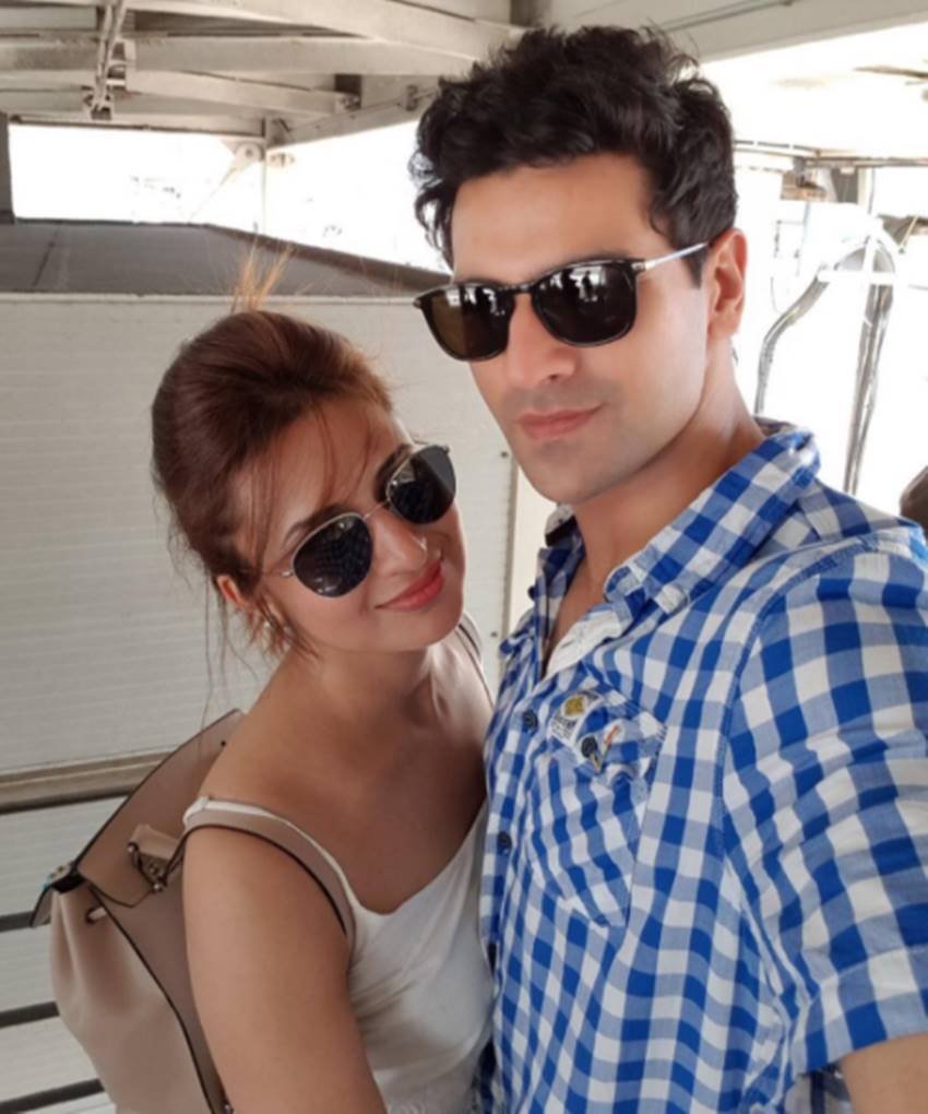 divyanka tripathi and husband vivek dahiya, latest pictures and videos of divyanka tripathi and husband vivek dahiya, video of divyanka tripathi, pictures of vivek dahiya instagram, hd pictures of divyanka tripathi, divyanka tripathi and husband vivek dahiya, bollywood news, bollywood updates, bollywood updates in hindi, entertainment news in hindi, bollywood updates in hindi, bollywood updates, bollywood updates in hindi, entertainment news in hindi, updates in hindi