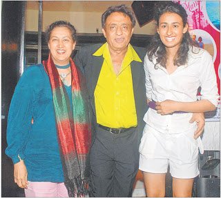 रंजीत की बेटी दिव्यांका एक सफल फेशन डिजाइनर हैं।