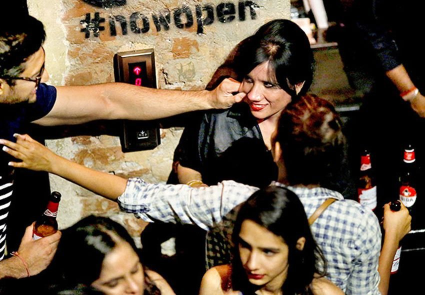 Delhi, female bouncer, bouncer Sisters, Mehrunnisa & Tarannum, Social club in Hauj Khas, female bouncer in Delhi, female bouncer sisters in Delhi, bouncer Mehrunnisa