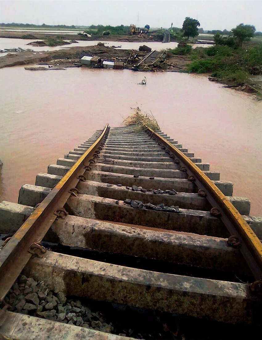 Rajasthan flood,Odisha flood,Indian Army,Gujarat flood,Flood India,Flood fury India,ASSAM FLOOD