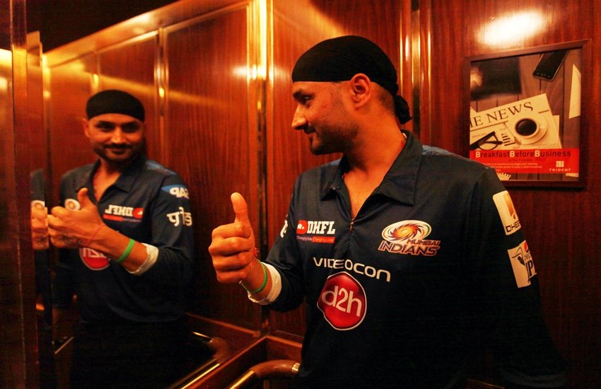 Harbhajan Singh 37th Birthday: हरभजन सिंह के जन्मदिन के मौके पर उन्हें बधाई मिलने का सिलसिला जारी है। (Source: Express Photo/Vasant Prabhu) 