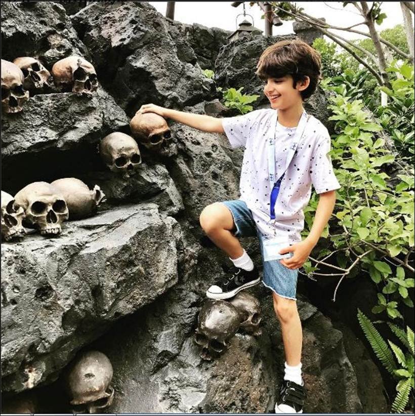 "hrithik roshan, hrithik sussanne sons,hredaan hridhaan images, hrithik roshan sons images, sussanne khan instagram, hrithik roshan instagram, sussanne hrehaan, hrithik hrehaan hridhaan
