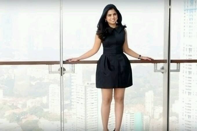 Aakash Ambani,Isha Ambani,Reliance shareholders,Business News,Reliance AGM,Reliance 4G Feature Phone,Jio Phone, ,Isha Ambani photos, ,Isha Ambani inportant facts