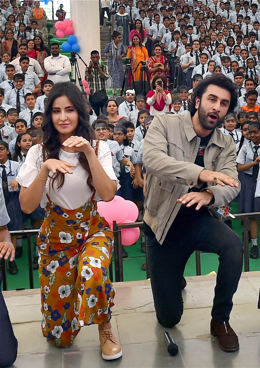 katrina kaif, ranbir kapoor, jagga jasoos, katrina ranbir jagga jasoos, katrina ranbir movie, ranbir katrina new movie, ranbir katrina relationship, ranbir katrina break up, ranbir katrina friendship, jagga jasoos promotions