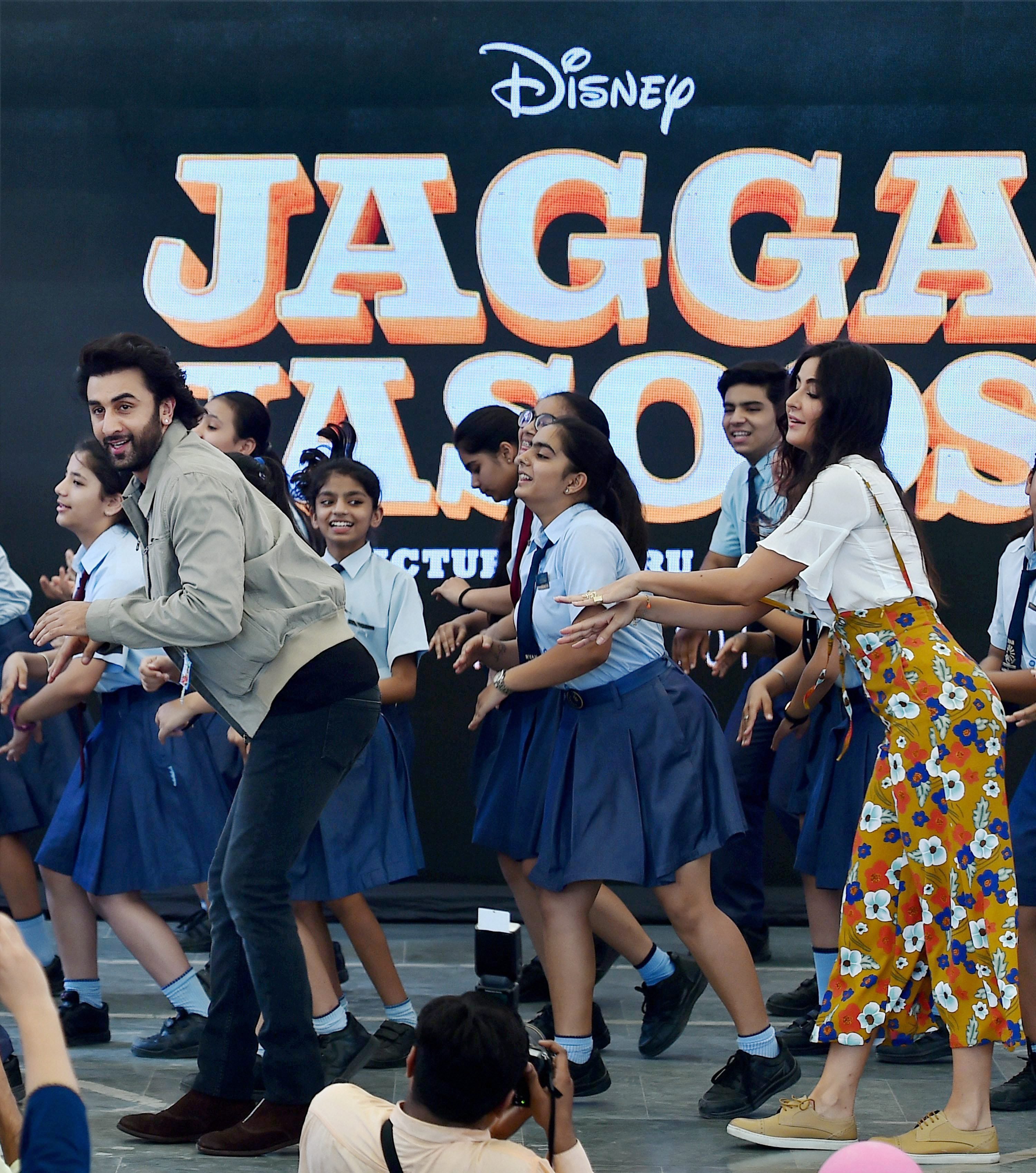 katrina kaif, ranbir kapoor, jagga jasoos, katrina ranbir jagga jasoos, katrina ranbir movie, ranbir katrina new movie, ranbir katrina relationship, ranbir katrina break up, ranbir katrina friendship, jagga jasoos promotions