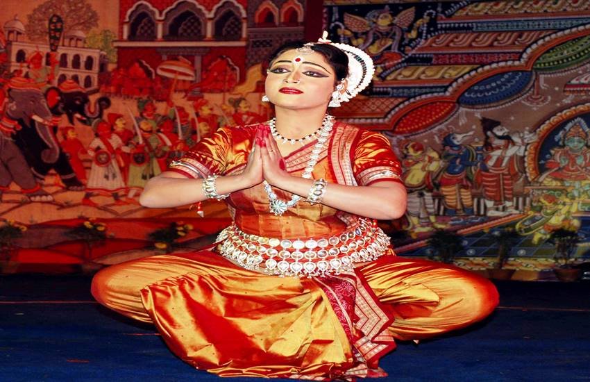 डिशी नृत्यांगना कविता द्विवेदी  डिशी नृत्यांगना कविता द्विवेदी