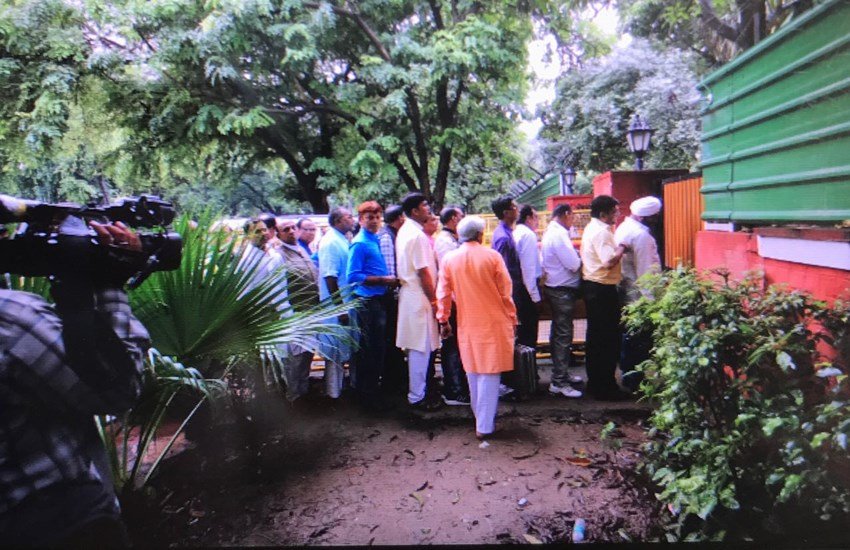 Ramnath Kovind, Ramnath Kovind Latest News, Ramnath Kovind Photos, Ramnath Kovind Bungalow, Ramnath Kovind Bungalows, President of India, President of India New, New President of India, President of India Ramnath Kovind, Ramnath Kovind House, Ramnath Kovind rashtrapati, rashtrapati Result, rashtrapati Ramnath Kovind