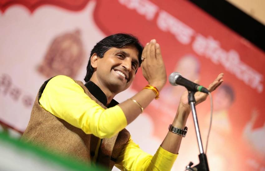 आप नेता कुमार विश्वास।