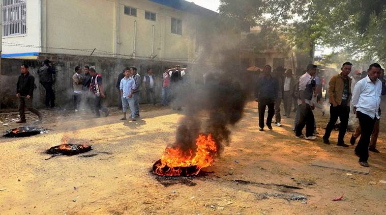 पांच महीने के भीतर नगालैंड एक बार फिर राजनीतिक संकट में फंस गया है।