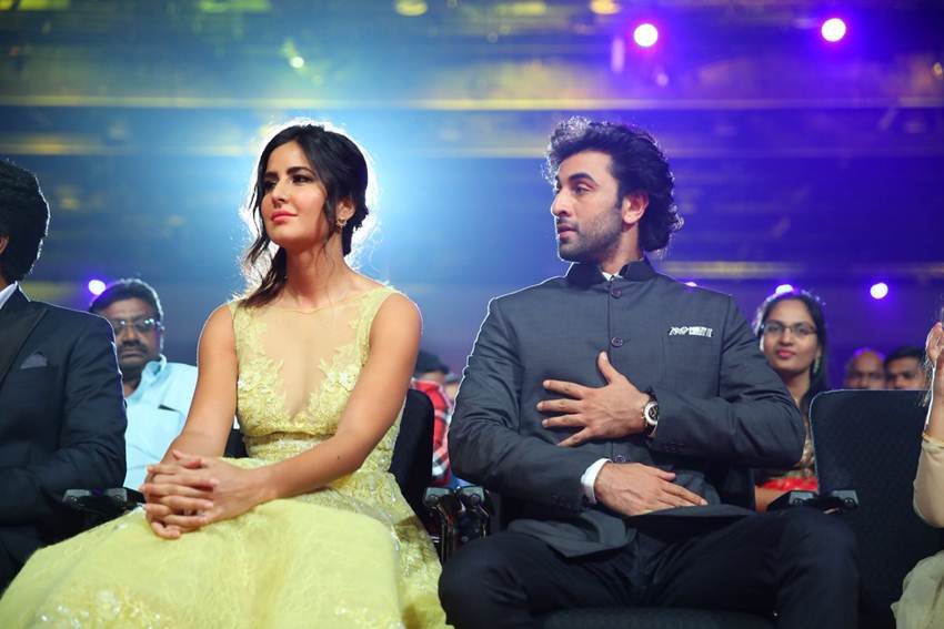 siima, siima 2017, siima 2017 day 2, siima 2017 tamil awards, siima 2017 malayalam awards, siima awards ranbir kapoor, siima awards katrina kaif, siima awards 2017 winners, siima awards 2017 winner list, siima awards 2017 updates, jagga jasoos, katrina kaif, ranbir kapoor, katrina ranbir, katrina ranbir romance, jagga jasoos release, jagga jasoos vs mom, ranbir kapoor films, katrina kaif films