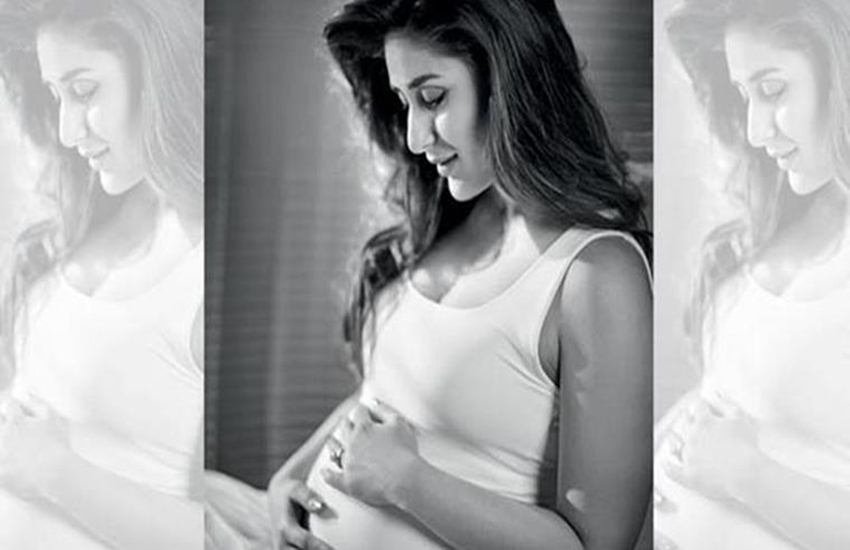 Mobile Phone Users, Pregnancy, mobile Phone Use During Pregnancy , Using Mobile Phone, MObile Phones, Research, Health News In Hindi, Pregnancy News In Hindi, Health And Lifestyle News In Hindi, Jansatta Mobile Phone Users, Pregnancy, mobile Phone Use During Pregnancy , Using Mobile Phone, MObile Phones, Research, Health News In Hindi, Pregnancy News In Hindi, Health And Lifestyle News In Hindi, Jansatta