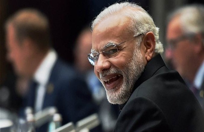 कितना पढ़े हैं पीएम नरेंद्र मोदी, जानिए और बड़े नेताओं की पढ़ाई