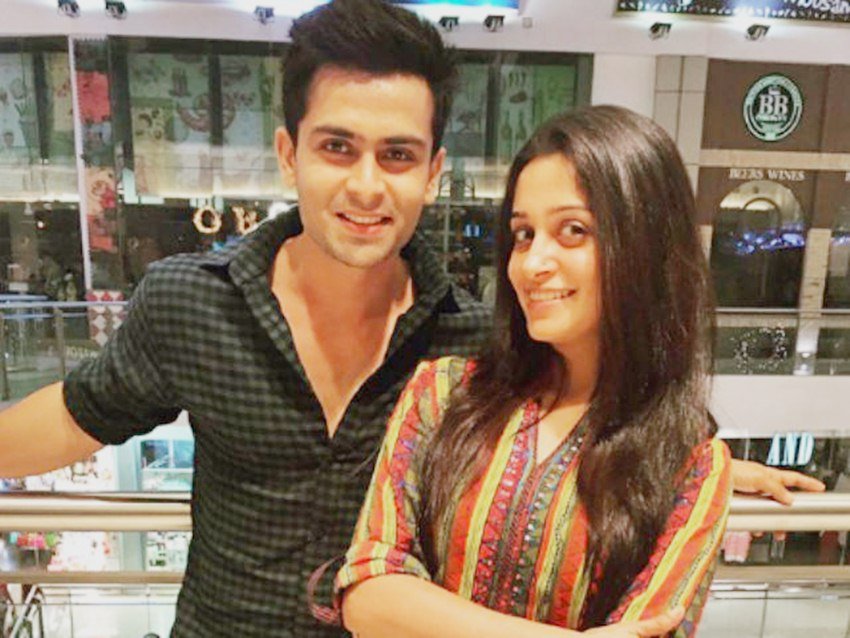 shakti arora neha saxena, Krushna Abhishek and Kashmera Shah, karan singh grover shraddha nigam marriage, raunak or deepika mariage Secretly, jay bhanushali and mahhi vij secret marriage, paridhi sharma and tanmay saxena secret marriage, rajat tokas srishti nayyar marriage, Tv Stars Secret Marriage, Bollywood Stars Secret Marriage