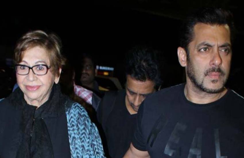 IIFA Awards, IIFA Awards 2017 Nominations, Salman Khan, Salman KHan Left For New York, Helen, Salaman With His Mother, salman khan iifa, iifa awards performance 2017, Sultan, Best Actor Nomination, Best Actor, Reema Lagoo, David Dhawan, AR Rehman, IIFA, IIFA Awards, IIFA Awards 2017 performance, iifa 2017 stage performance, iifa performance 2017, iifa performance, iifa news, jansatta