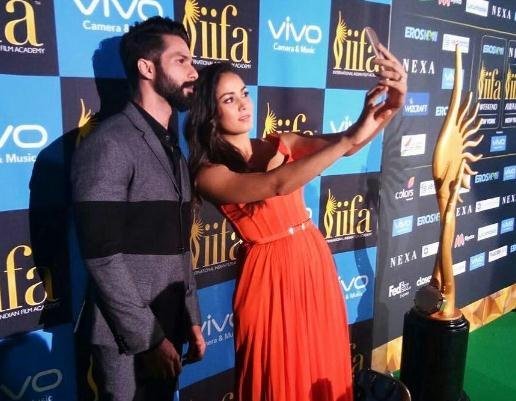 IIFA, IIFA 2017, IIFA Green Carpet, Shahid Kapoor and Mira Rajput, Shahid Kapoor and Mira Rajput IIFA, Shahid Kapoor and Mira Rajput pictures, Shahid Kapoor and Mira Rajput together, Shahid Kapoor and Mira Rajput relationship, bollywood news, bollywood gossip, movie reviews, showbiz news, hollywood news, bollywood, reviews, music, television, tv, tv news, bollywood photos, photo gallery, bollywood photo gallery, bollywood trending, bollywood trending news, latest bollywood news