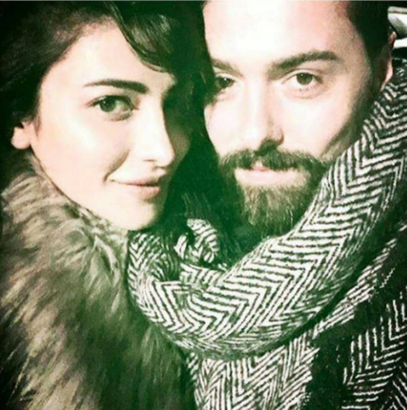 shruti haasan, shruti haasan boyfriend, michael corsale, shruti haasan michael corsale, shruti haasan boyfriend latest photos, kamal haasan, shruti haasan hugs michael corsale, shruti haasan boyfriend name, shruti haasan boyfriend news, shruti haasan photos, who is michael corsale, entertainment photos, i