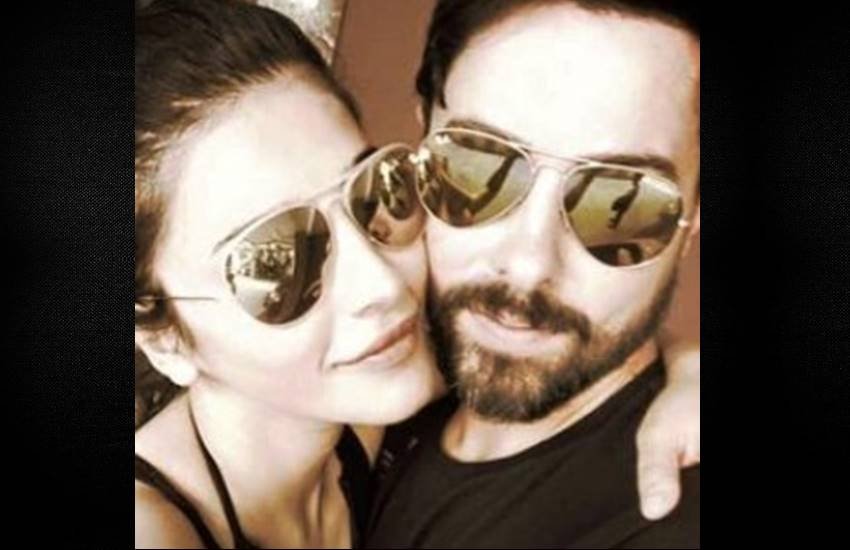 shruti haasan, shruti haasan images, shruti haasan boyfriend, shruti haasan boyfriend Michael Corsale, shruti haasan and Michael Corsale, shruti haasan Michael Corsale pics, shruti and Michael pics, shruti hassan boyfriend pics, shruti haasan boyfriend photos