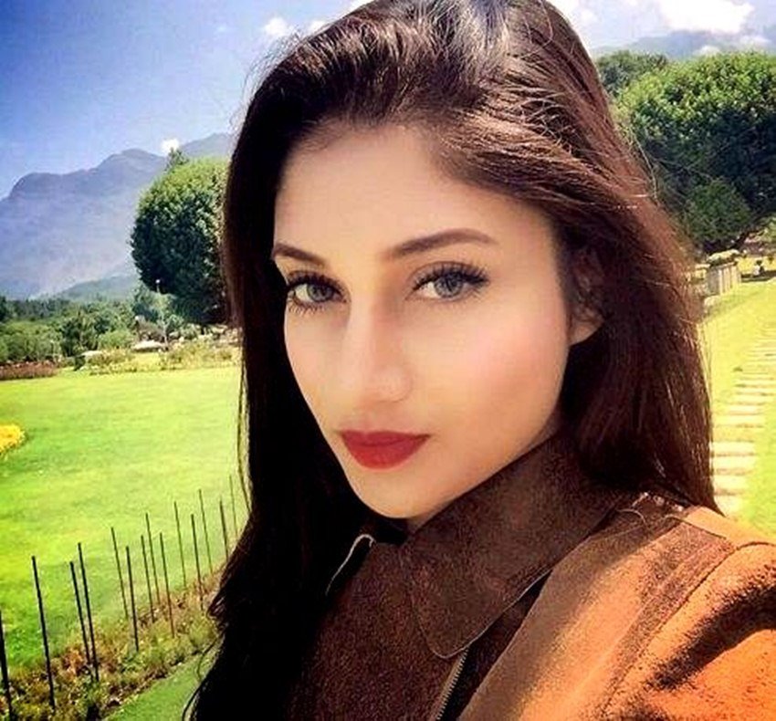 Hottest wife of Indian Cricketers, Hottest wife of Cricketers, Cricketr love, indian cricketer wife