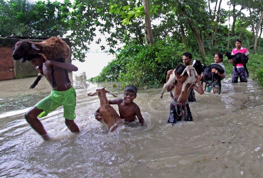 Rajasthan flood,Odisha flood,Indian Army,Gujarat flood,Flood India,Flood fury India,ASSAM FLOOD