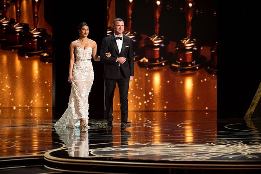 Priyanka Chopra, Priyanka Chopra Pics, Priyanka Chopra New Pics, Priyanka Chopra Photos, Priyanka Chopra Hot Pics, Priyanka Chopra Sexy Pics, Bollywood Actress Priyanka Chopra Pics, Bollywood Actress Priyanka Chopra Hot Pics, Actress Priyanka Chopra Sexy Pics, Deshi Girl Priyanka Chopra Hot Pics, Deshi Girl Priyanka Chopra Bold Looks, Deshi Girl Priyanka Chopra Facts, Deshi Girl Priyanka Chopra Unknown Facts, Photo Gallery, Jansatta