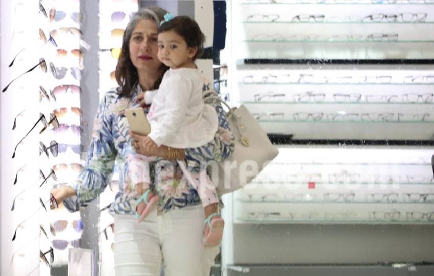 Shahid Kapoor, Meera Rajput, Misha, Misha Pics, Misha Kapoor Pics, Misha Kapoor New Pics, Misha Kapoor HD Pics, Misha Kapoor and Shahid Kapoor, Shahid Kapoor Daughter, Shahid Kapoor wife, Meera Rajput Pics, Meera Rajput and Shahid Kapoor, Meera Rajput and Shahid Kapoor Pics, Meera Rajput and Shahid Kapoor with Daughter, Shahid Kapoor Instagram Pics, Shahid Kapoor Pics, Shahid Kapoor Family Pics, Photo Gallery, Jansatta