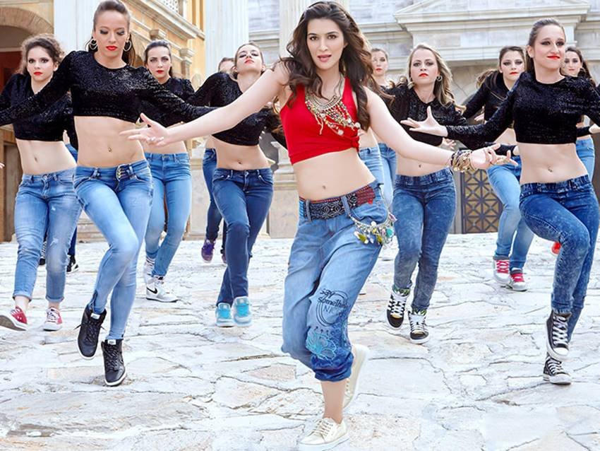 Kriti Sanon, Kriti Sanon New Pics, Bareilly Ki Barfi Actress Kriti Sanon New Pics, Kriti Sanon Hot Pics, Actress Kriti Sanon New Pics, Kriti Sanon Sexy Pics, Bareilly Ki Barfi Actress Kriti Sanon Photos, Bollywood Actress Kriti Sanon New Pics, Bollywood Actress Kriti Sanon Hot Pics, Bollywood Actress Kriti Sanon Sexy Pics, Bollywood Film Bareilly Ki Barfi Actress Pics, Kriti Sanon in Bareilly Ki Barfi, Photo Gallery, Jansatta