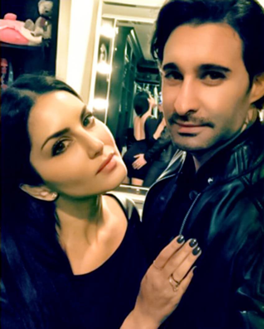 Sunny Leone, Sunny Leone with her husband Daniel Weber, Sunny Leone Personal Pics, Sunny Leone with her Husband, Sunny Leone with Family, Sunny Leone Husband Pic, Sunny Leone Brother Pic, Sunny Leone Brother Marriage Pic, Sunny Leone HD Pics, Sunny Leone with Daniel Weber, Sunny Leone and Daniel Weber, Photo Gallery, Jansatta