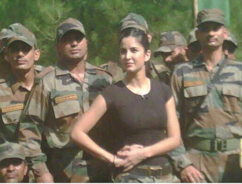 Katrina Kaif, Katrina Kaif Personal Pics, Katrina Kaif New Pics, Katrina Kaif Family Pics, Katrina Kaif Friends Pics, Katrina Kaif Family, Bollywood Actress Katrina Kaif Private Pics , Katrina Kaif Hot Pics, Katrina Kaif Sexy Pics, Katrina Kaif Instagram Pics, Katrina Kaif Films, Katrina Kaif News, Photo Gallery, Jansatta