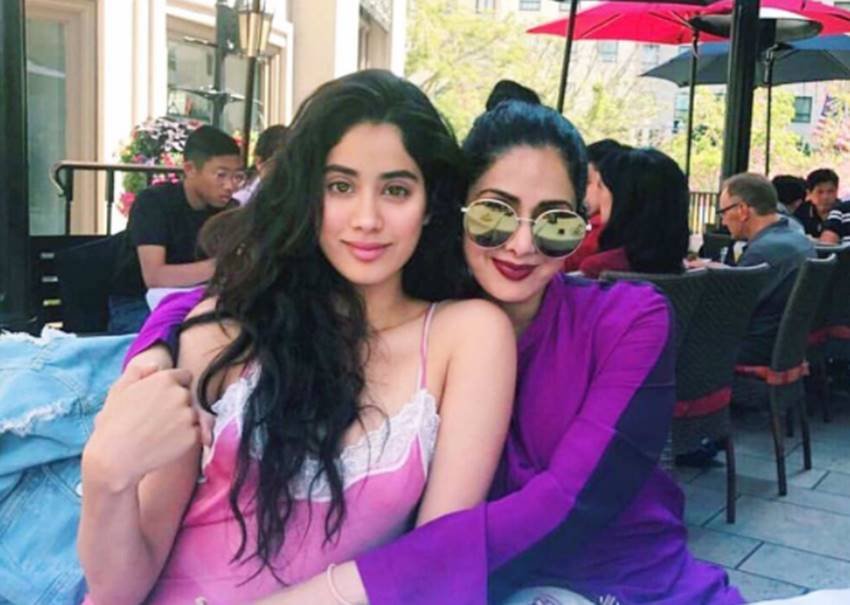 Jhanvi Kapoor Pics, Jhanvi Kapoor New Pics, Jhanvi Pics, Jhanvi Kapoor Family Pics, Jhanvi Kapoor Hot Pics, Jhanvi Kapoor Sexy Pics, Jhanvi Kapoor HD Pics, Jhanvi Kapoor Holiday Pics, Sridevi daughter Jhanvi Kapoor Pics, Sridevi daughter Jhanvi Kapoor New Pics, Sridevi daughter Jhanvi Kapoor hot Pics, Sridevi daughter Jhanvi Kapoor Bollywood Debut, Jhanvi Kapoor Bollywood Debut, Photo Gallery,Jansatta