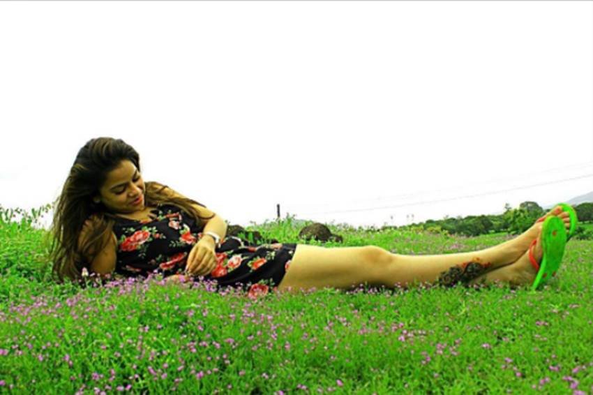 Sumona Chakravarti, Sumona Chakravarti Pics, Sumona Chakravarti New Pics, Sumona Chakravarti Photos, Actress Sumona Chakravarti Pics, Actress Sumona Chakravarti New Photos, Actress Sumona Chakravarti Hot Pics, Sumona Chakravarti Sexy Pics, Sumona Chakravarti HD Pics, Tv Actress Sumona Chakravarti Photos, Kapil Sharme wife Sumona Chakravarti Pics, Photo Gallery, Jansatta