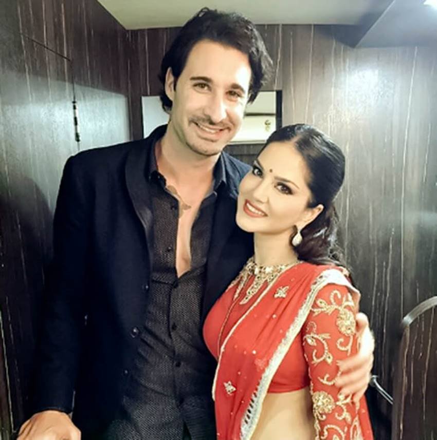 Sunny Leone, Sunny Leone in Desi Look, Sunny Leone Personal Pics, Sunny Leone with her Husband, Sunny Leone Husband Pic, Sunny Leone Brother Pic, Sunny Leone Brother Marriage Pic, Sunny Leone HD Pics, Sunny Leone with Daniel Weber, Sunny Leone and Daniel Weber, Photo Gallery, Jansatta