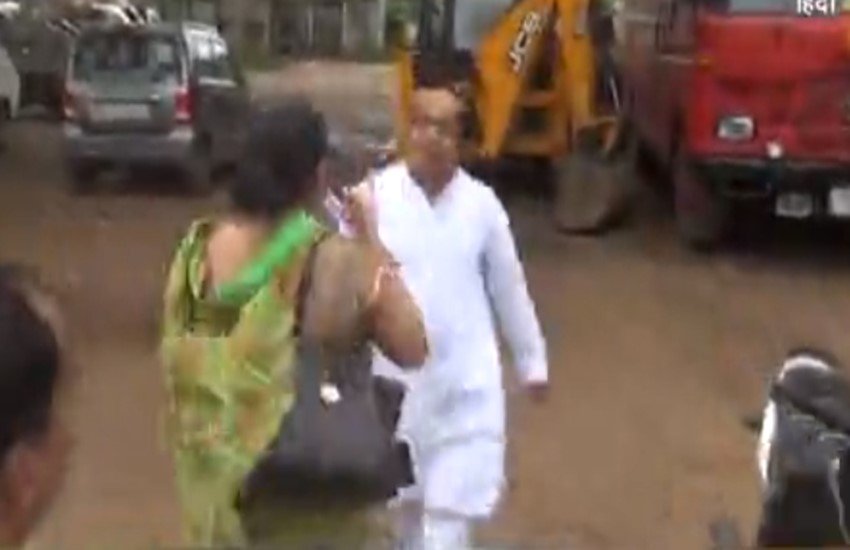 तस्वीर वीडियो से ली गई है।