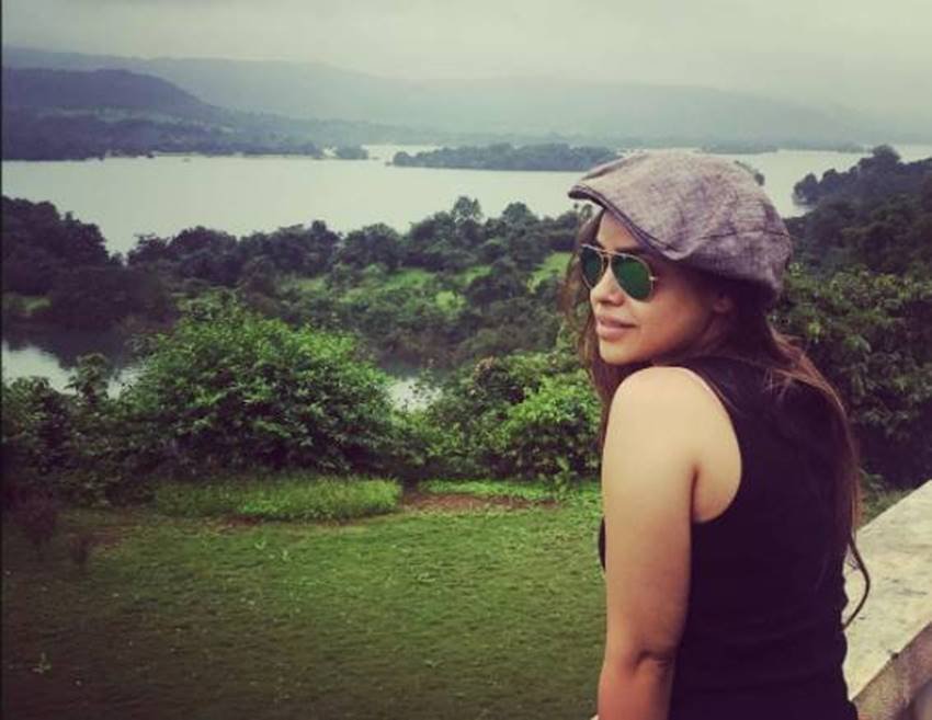 Sumona Chakravarti, Sumona Chakravarti Pics, Sumona Chakravarti New Pics, Sumona Chakravarti Photos, Actress Sumona Chakravarti Pics, Actress Sumona Chakravarti New Photos, Actress Sumona Chakravarti Hot Pics, Sumona Chakravarti Sexy Pics, Sumona Chakravarti HD Pics, Tv Actress Sumona Chakravarti Photos, Kapil Sharme wife Sumona Chakravarti Pics, Photo Gallery, Jansatta