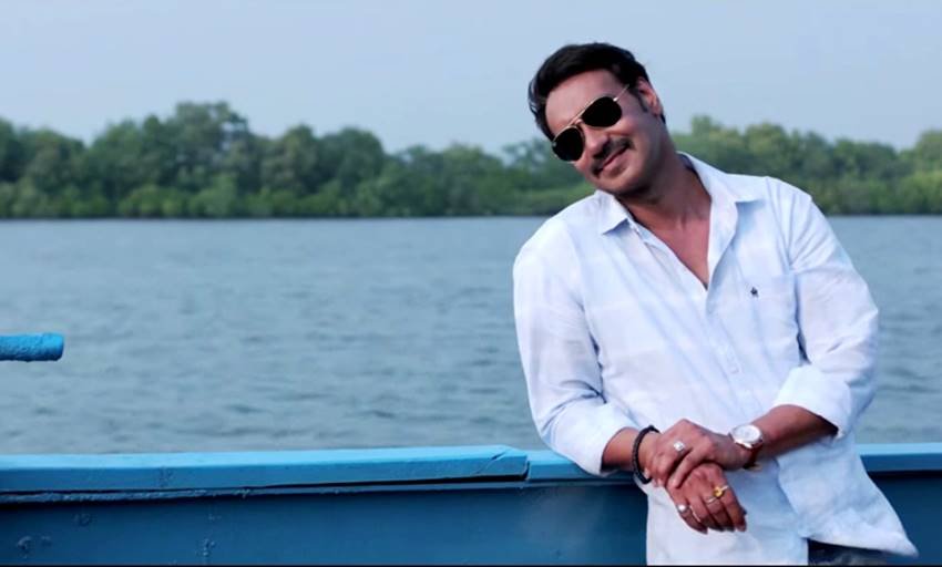 Ajay Devgan, Ajay Devgan Controversy, Raveena Tandon, Ajay Devgan Controversy with Raveena Tandon, Raveena Tandon Suicide, Raveena Tandon Suicide Controversy, Ajay Devgan Pics, Ajay Devgan New Pics, Ajay Devgan Hot Pics, Ajay Devgan and Raveena Tandon, Karishma Kapoor, Ajay Devgan Controversy with Karishma Kapoor, Karishma Kapoor Controversy with Raveena Tandon, Ajay Devgan Facts, Ajay Devgan Unknown Facts, Ajay Devgan Biography, Photo Gallery, Jansatta