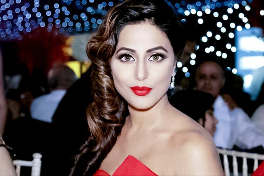 Hina Khan, Hina Khan Pics, Hina Khan HD Pics, Tv Actress Hina Khan, Yeh Rishta Kya Kehlata Hai, Yeh Rishta Kya Kehlata Hai Actress Hina Khan, Hina Khan Facts, Hina Khan Unknown Facts, Hina Khan as Akshara, Hina Khan Sexy Pics, Hina Khan Hot Pics, Hina Khan Bold Looks, Hina Khan Tv Shows, Hina Khan in Khatron Ke Khiladi, Khatron Ke Khiladi, Hina Khan Biography, Hina Khan Photos, Photo Gallery, Jansatta