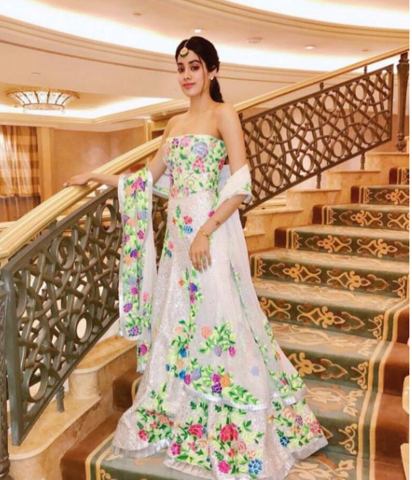 Jhanvi Kapoor Pics, Jhanvi Kapoor New Pics, Jhanvi Pics, Jhanvi Kapoor Family Pics, Jhanvi Kapoor Hot Pics, Jhanvi Kapoor Sexy Pics, Jhanvi Kapoor HD Pics, Jhanvi Kapoor Holiday Pics, Sridevi daughter Jhanvi Kapoor Pics, Sridevi daughter Jhanvi Kapoor New Pics, Sridevi daughter Jhanvi Kapoor hot Pics, Sridevi daughter Jhanvi Kapoor Bollywood Debut, Jhanvi Kapoor Bollywood Debut, Photo Gallery,Jansatta