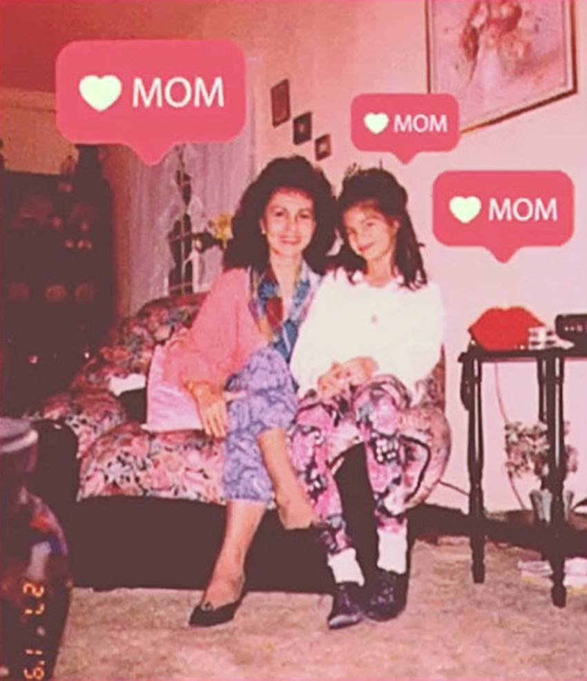 Jacqueline Fernandez Childhood Pics, Bollywood Actress with her mother, Bollywood Actress Childhood Pics, Bollywood Celebs with her mother, Bollywood Celebs Childhood Pics, Bollywood Actress in Childhood, Actress with her mother, Actress Childhood Pics, Celebs with her mother, Bollywood Top Actress Childhood Pics, Bollywood Top Actress with her mother, Photo Gallery, Jansatta