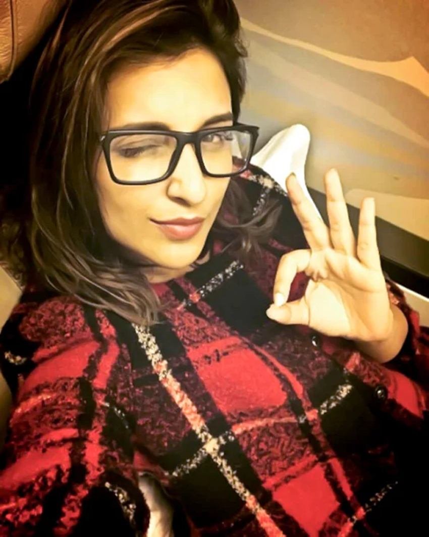 Parineeti Chopra Selfie Pics, Bollywod Celebs Selfie Pics, Bollywod Stars Selfie Pics, Bollywod Actress Selfie Pics, Bollywod Actors Selfie Pics, Actress Selfie Pics, Actors Selfie Pics, Bollywod Celebs Selfie Photos, Bollywod Stars Selfie Photos, Bollywod Celebs Hot Selfie Photos, Bollywod Celebs Sexy Selfie Photos, Photo Gallery, Jansatta