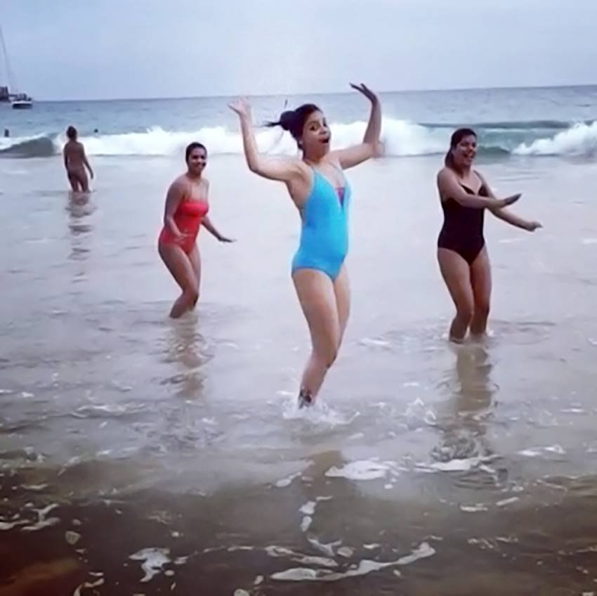 Sumona Chakravarti, Sumona Chakravarti Pics, Sumona Chakravarti New Pics, Sumona Chakravarti Photos, Actress Sumona Chakravarti Pics, Actress Sumona Chakravarti New Photos, Actress Sumona Chakravarti Hot Pics, Sumona Chakravarti Sexy Pics, Sumona Chakravarti HD Pics, Tv Actress Sumona Chakravarti Photos, Kapil Sharme wife Sumona Chakravarti Pics, Photo Gallery, Jansatta