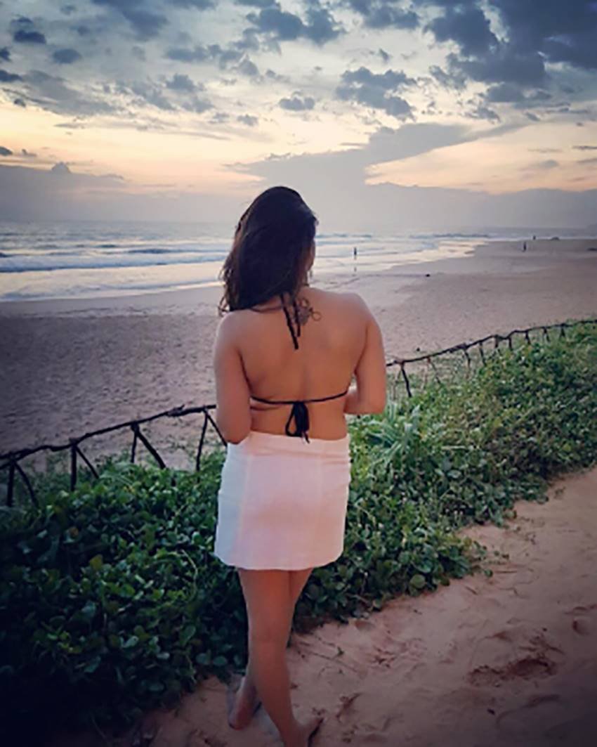 Sumona Chakravarti, Sumona Chakravarti Pics, Sumona Chakravarti New Pics, Sumona Chakravarti Photos, Actress Sumona Chakravarti Pics, Actress Sumona Chakravarti New Photos, Actress Sumona Chakravarti Hot Pics, Sumona Chakravarti Sexy Pics, Sumona Chakravarti HD Pics, Tv Actress Sumona Chakravarti Photos, Kapil Sharme wife Sumona Chakravarti Pics, Photo Gallery, Jansatta