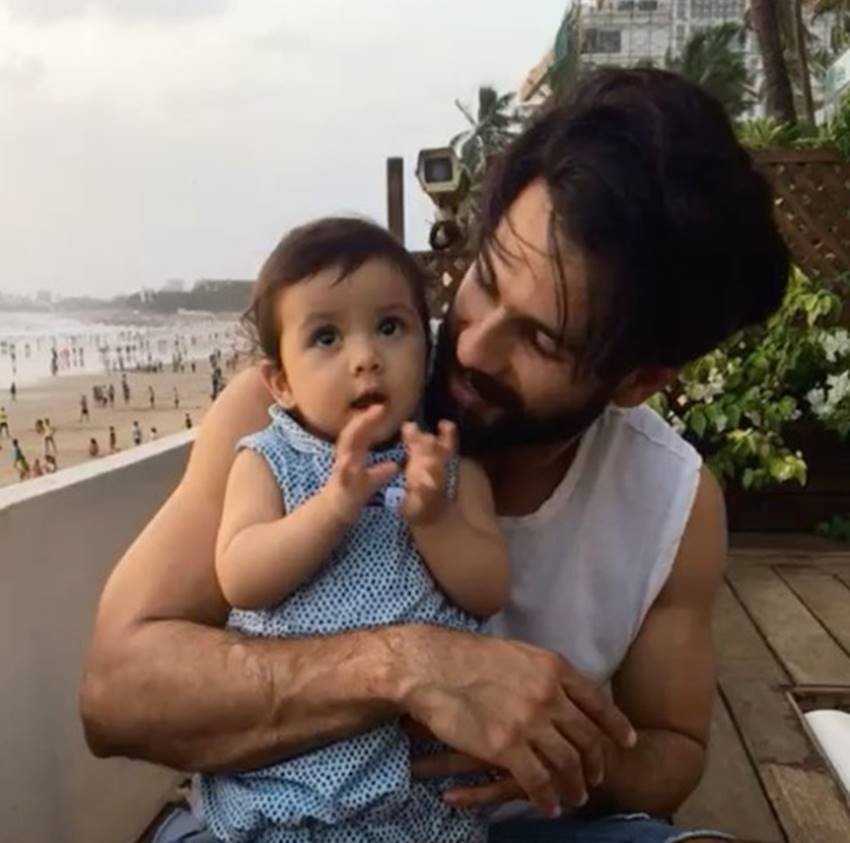 Shahid Kapoor, Meera Rajput, Misha, Misha Pics, Misha Kapoor Pics, Misha Kapoor New Pics, Misha Kapoor HD Pics, Misha Kapoor and Shahid Kapoor, Shahid Kapoor Daughter, Shahid Kapoor wife, Meera Rajput Pics, Meera Rajput and Shahid Kapoor, Meera Rajput and Shahid Kapoor Pics, Meera Rajput and Shahid Kapoor with Daughter, Shahid Kapoor Instagram Pics, Shahid Kapoor Pics, Shahid Kapoor Family Pics, Photo Gallery, Jansatta