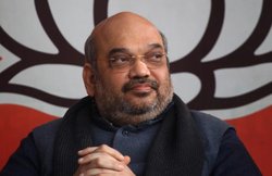 अमित शाह ने आदिवासी के यहां दाल-बाटी तो खा ली, पर घर में शौचालय था ही नहीं