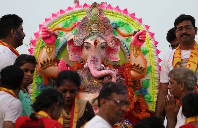 गणेश चतुर्थी व्रत कथा: व्रत करें या ना, भगवान गणेश की ये जन्मकथा जरूर सुनें