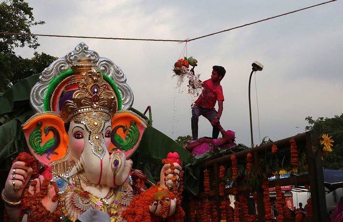 Ganesh Chaturthi 2017: जानें- क्यों मनाई जाती है गणेश चतुर्थी और क्या है इसका महत्व
