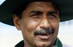 दाउद अब्राहम के समधी जावेद मियांदाद ने पाकिस्तान खिलाड़ियों को भड़काया, कहा- भारत के साथ मैच का करें बायकॉट